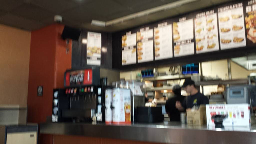 Taco Bueno | restaurant | 1210 W Will Rogers Blvd, Claremore, OK 74017, USA | 9183430971 OR +1 918-343-0971