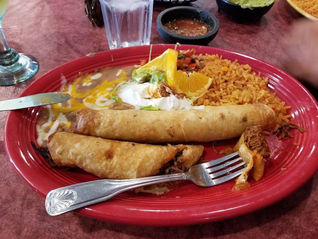 Puesta Del Sol | restaurant | 1622 S Gaffey St, San Pedro, CA 90731, USA | 3108339765 OR +1 310-833-9765