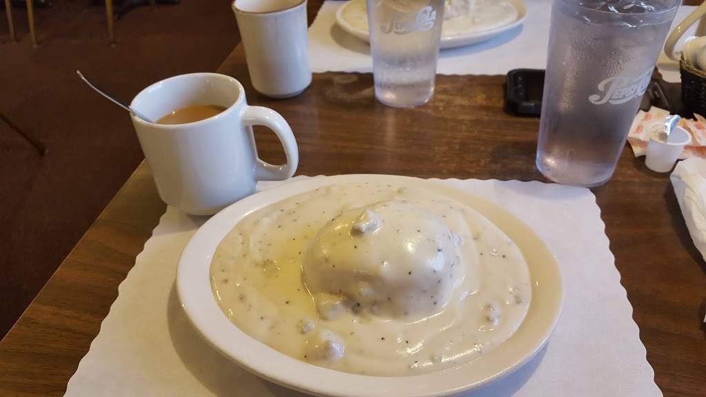 Old Cedar Inn | restaurant | 107 W, MO-7, Garden City, MO 64747, USA | 8168628345 OR +1 816-862-8345