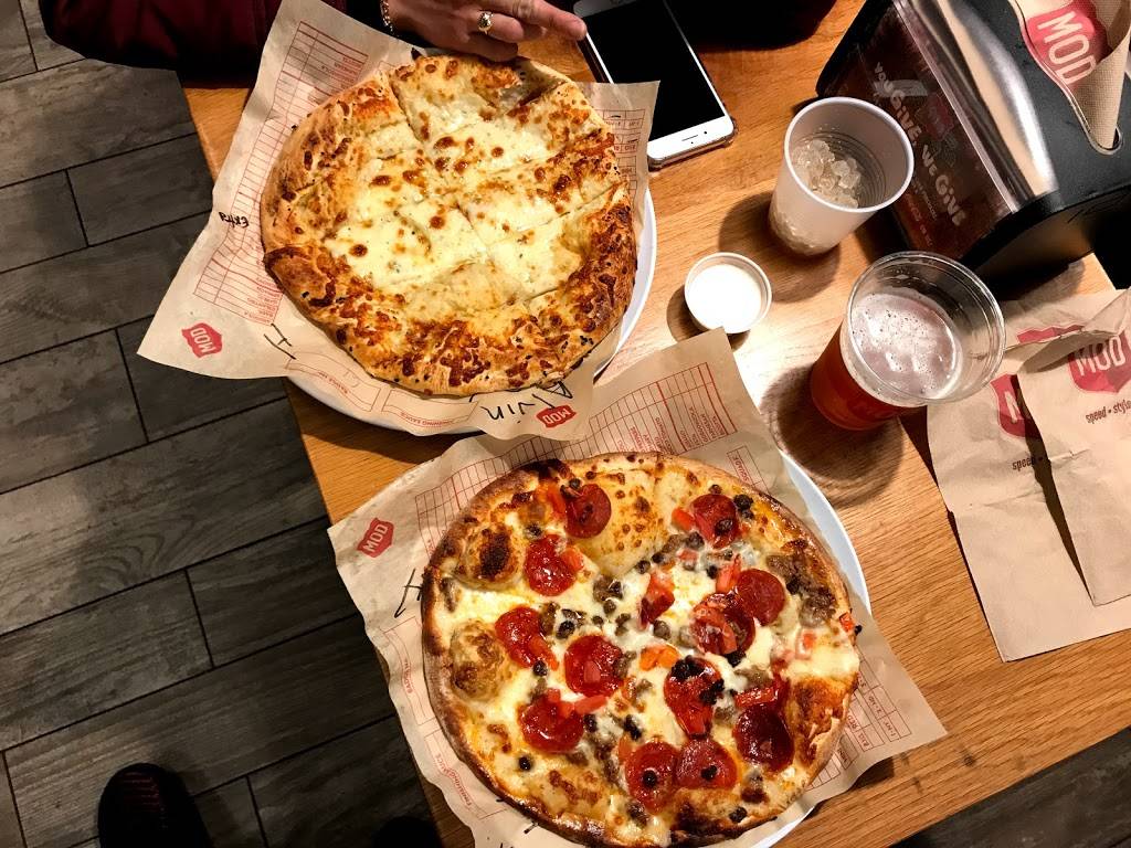 MOD Pizza | restaurant | 127 Serramonte Center #660, Daly City, CA 94015, USA | 6509938796 OR +1 650-993-8796
