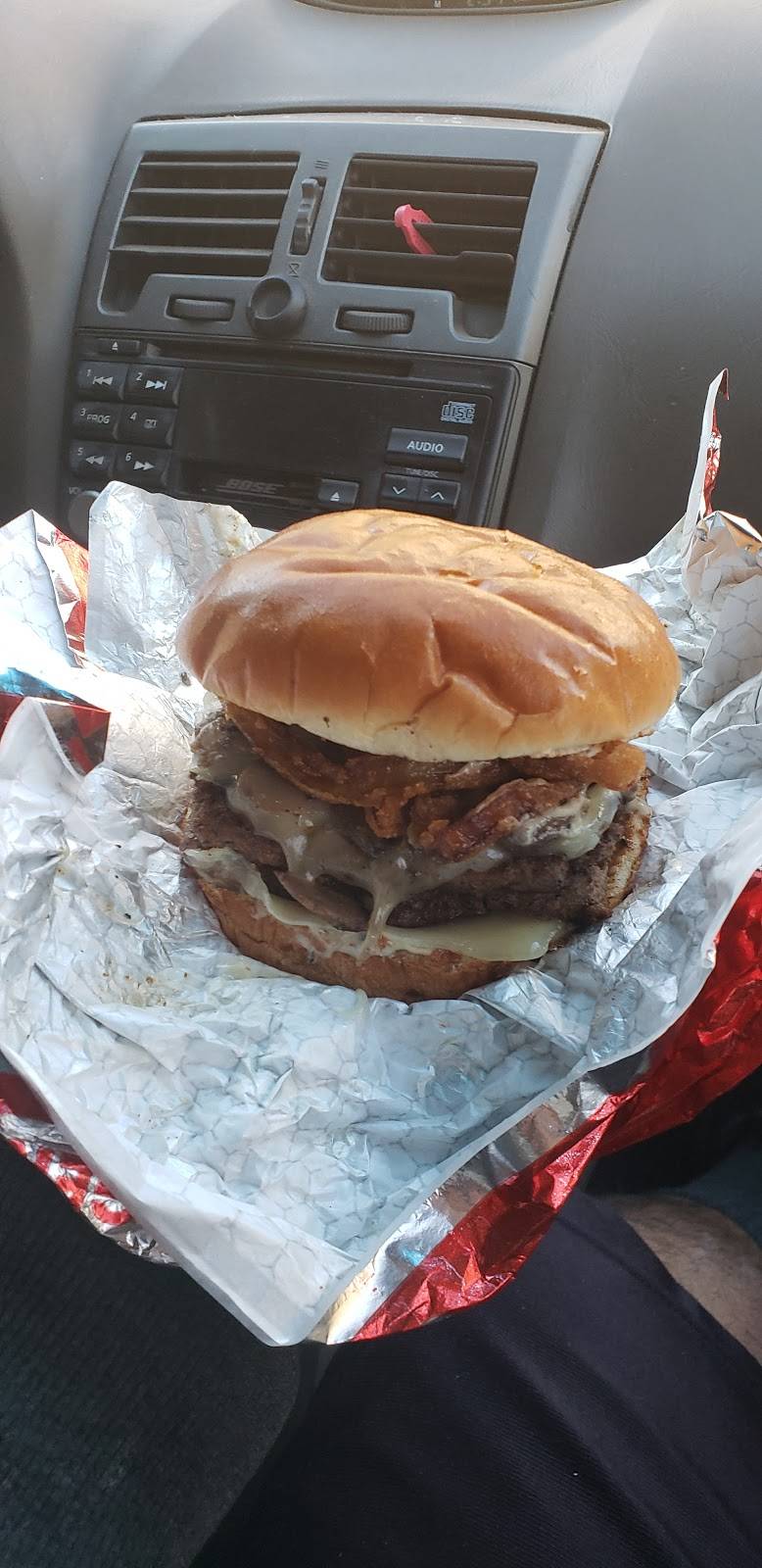 Wendys | restaurant | 1110 E Tulare Ave, Tulare, CA 93274, USA | 5596884011 OR +1 559-688-4011