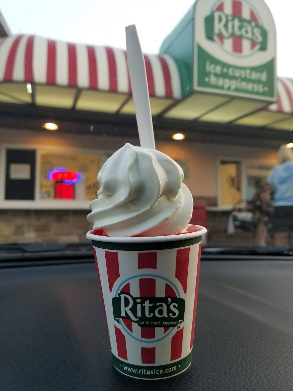 Ritas Italian Ice & Frozen Custard | restaurant | 1268 US-209, Gilbert, PA 18331, USA | 6109516040 OR +1 610-951-6040