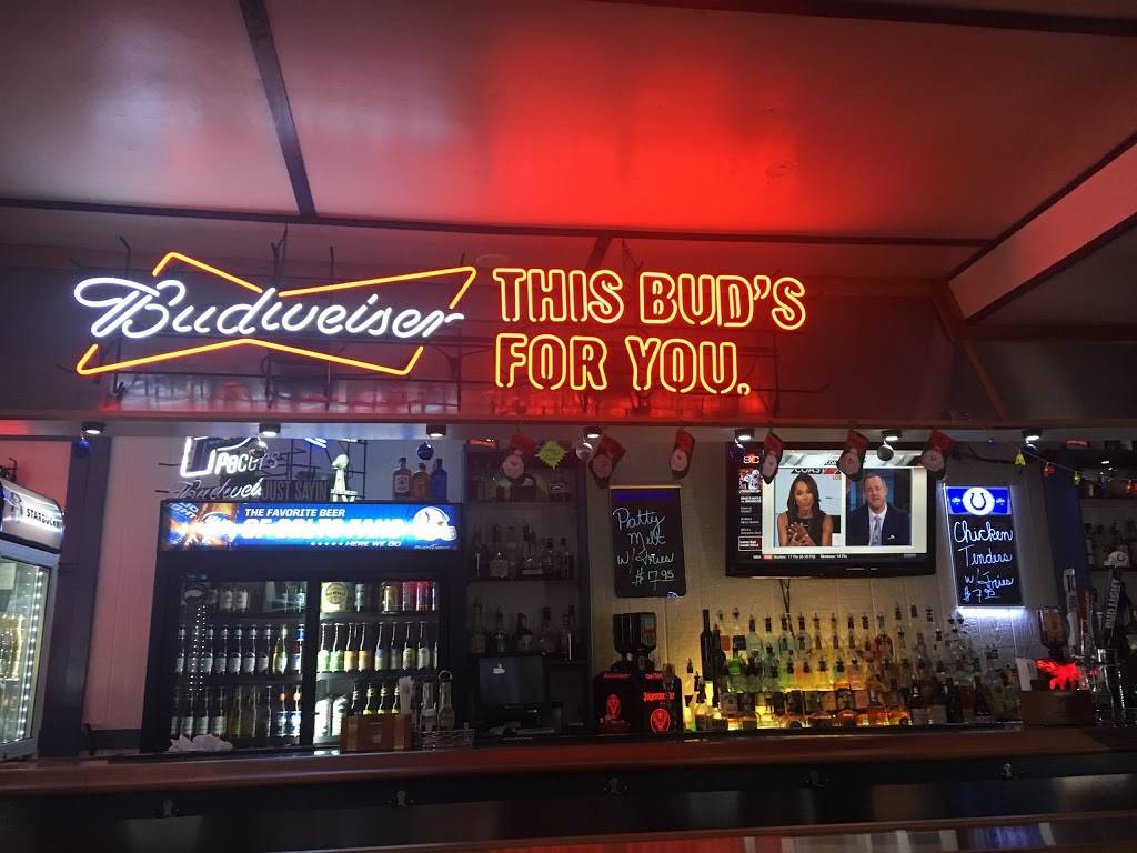 Baseys Downtown Grill | restaurant | 1151, 419 S West St, Indianapolis, IN 46225, USA | 3176026900 OR +1 317-602-6900