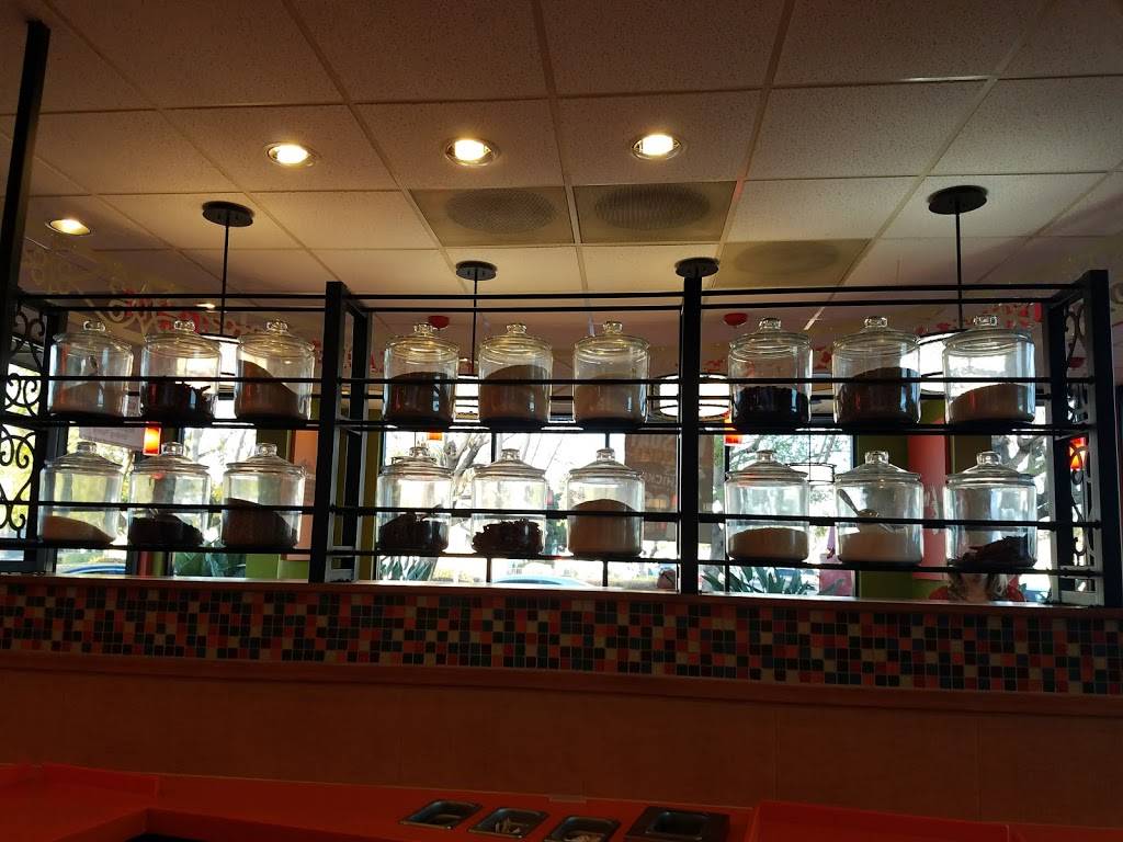 Popeyes Louisiana Kitchen | restaurant | 2460 S Vineyard Ave, Ontario, CA 91761, USA | 9099306622 OR +1 909-930-6622