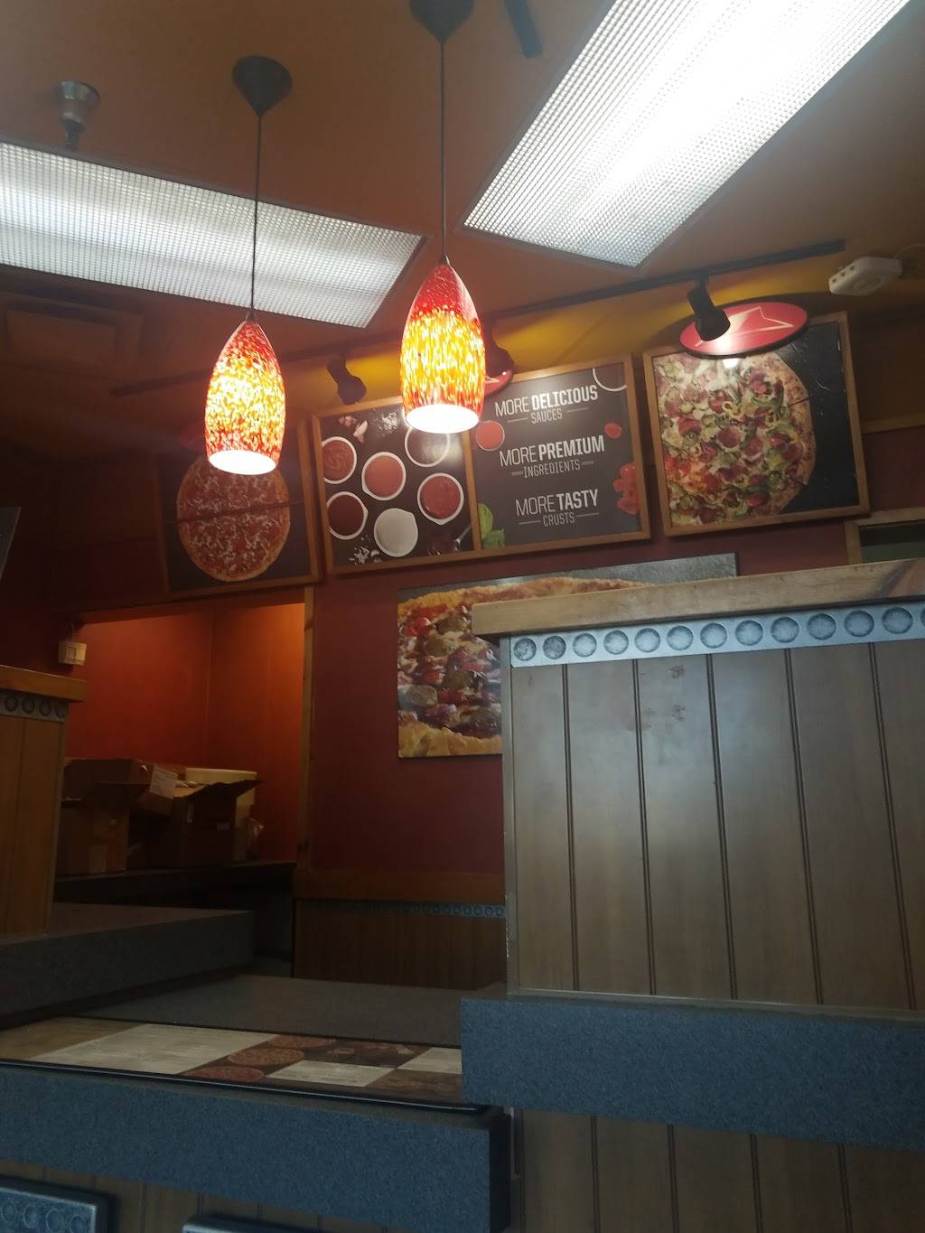 Pizza Hut | meal delivery | 2639 E Broadway Rd Ste 104, Mesa, AZ 85204, USA | 4804613700 OR +1 480-461-3700