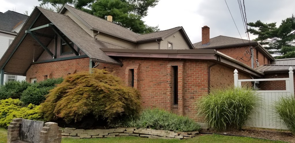 Woodland Cellars | restaurant | 212 N Main St, Hubbard, OH 44425, USA | 3305369988 OR +1 330-536-9988