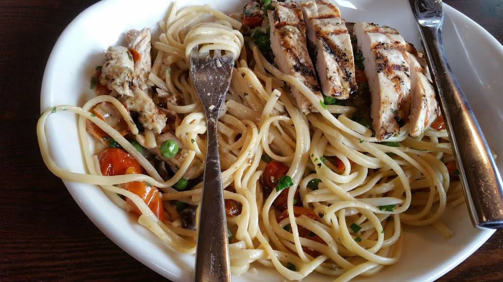 Truxtons American Bistro | restaurant | 8611 Truxton Ave, Los Angeles, CA 90045, USA | 3104178789 OR +1 310-417-8789