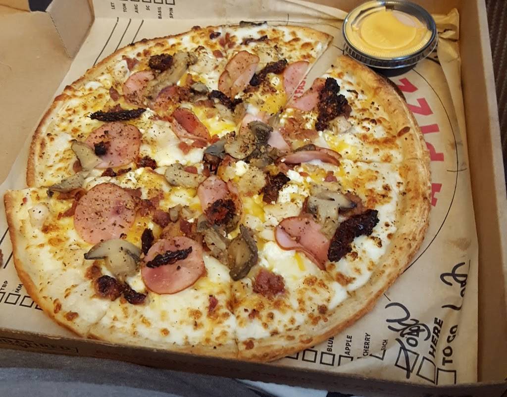 Rapid Fired Pizza | restaurant | 1645 Veterans Pkwy, Jeffersonville, IN 47130, USA | 8127251151 OR +1 812-725-1151