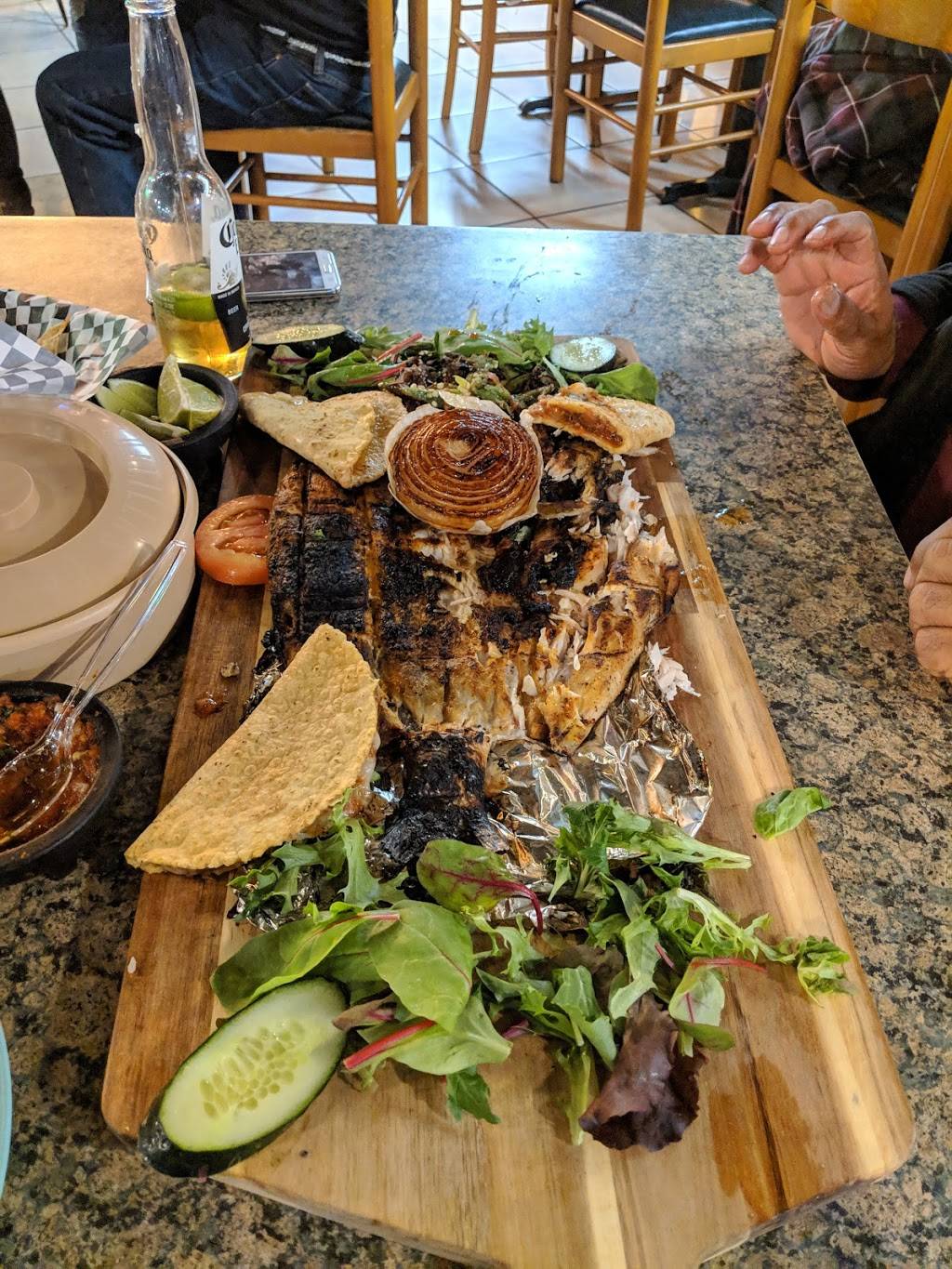 Mariscos Mazatlan | restaurant | 1111 E Washington Ave, Escondido, CA 92025, USA | 4422867552 OR +1 442-286-7552