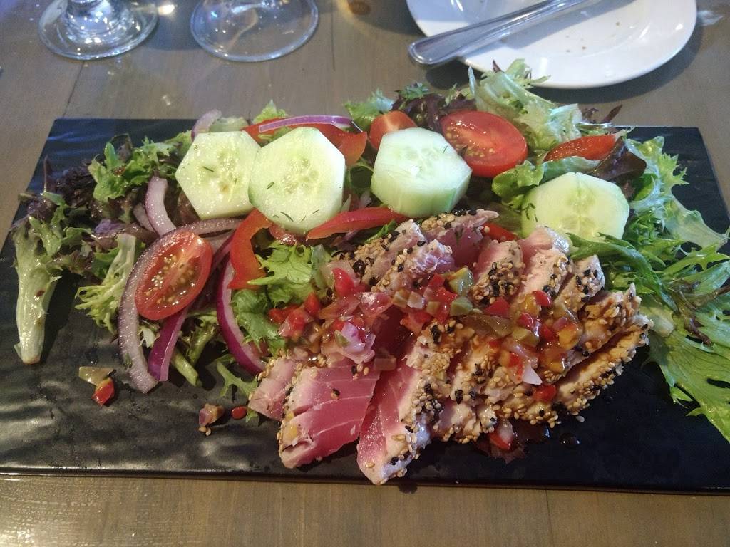 Steak Frites St-Paul | restaurant | 950 Montée des Pionniers, Terrebonne, QC J6V 1S8, Canada | 4507040605 OR +1 450-704-0605