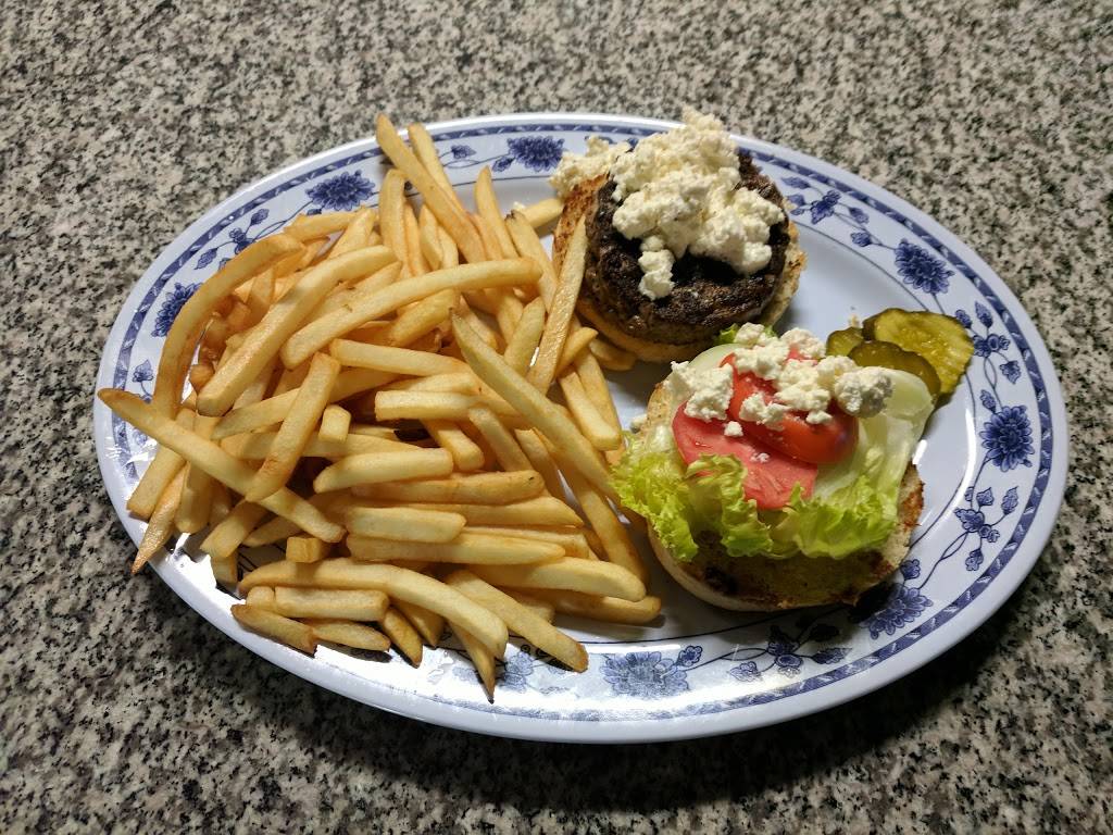 Galley Pump | restaurant | 365 Wentworth St N, Hamilton, ON L8L 5W3, Canada | 9055225225 OR +1 905-522-5225