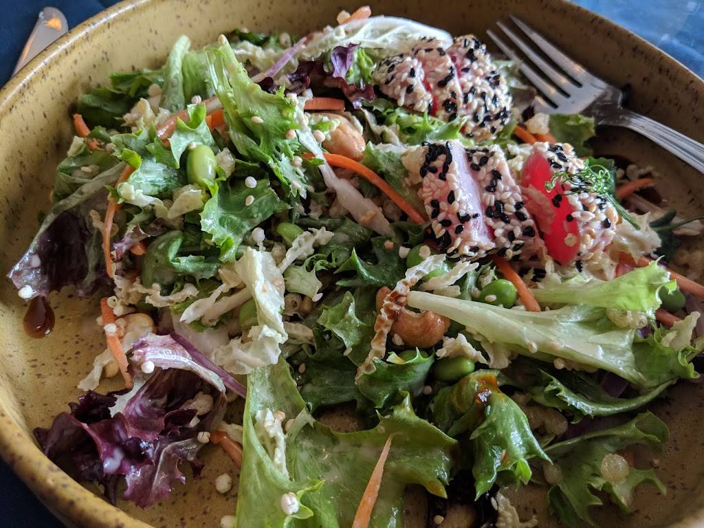 LOasis De Lile | restaurant | 25 Chemin des Îles-Yale, Saint-Eustache, QC J7P 5M6, Canada | 4504720263 OR +1 450-472-0263