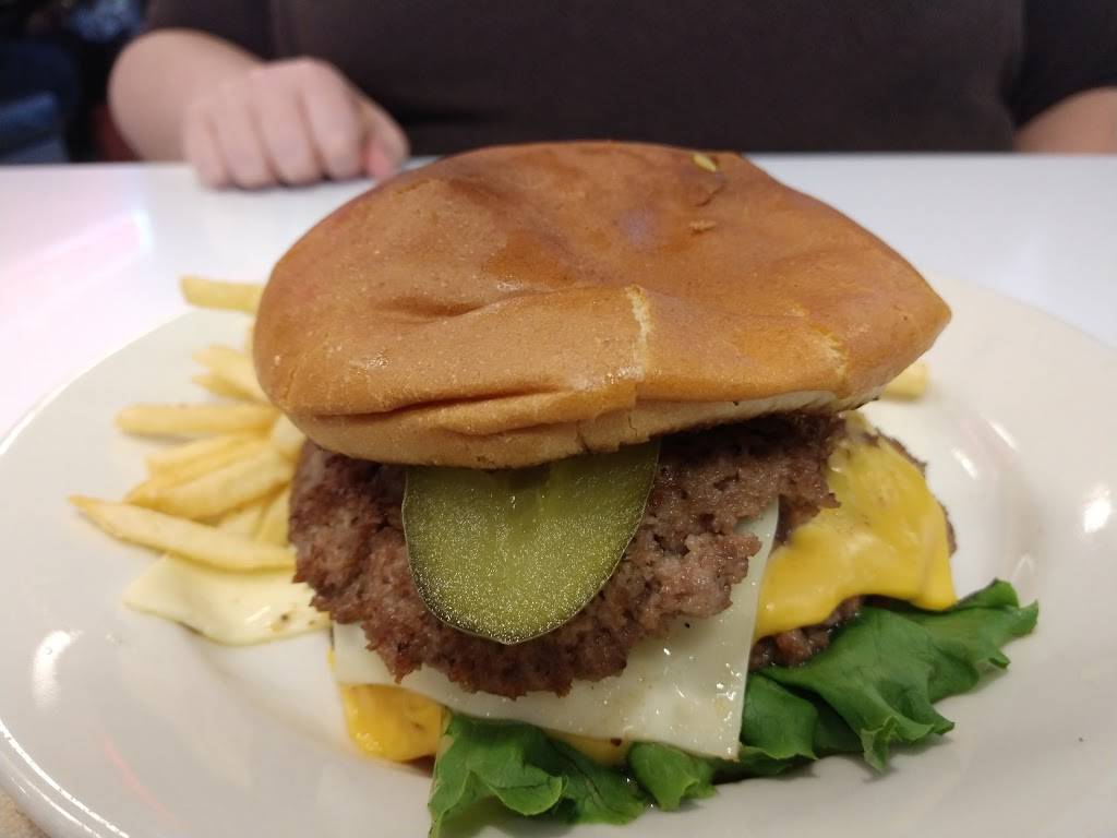 Steak n Shake | restaurant | 6880 Ridge Rd, Parma, OH 44129, USA | 4408879201 OR +1 440-887-9201