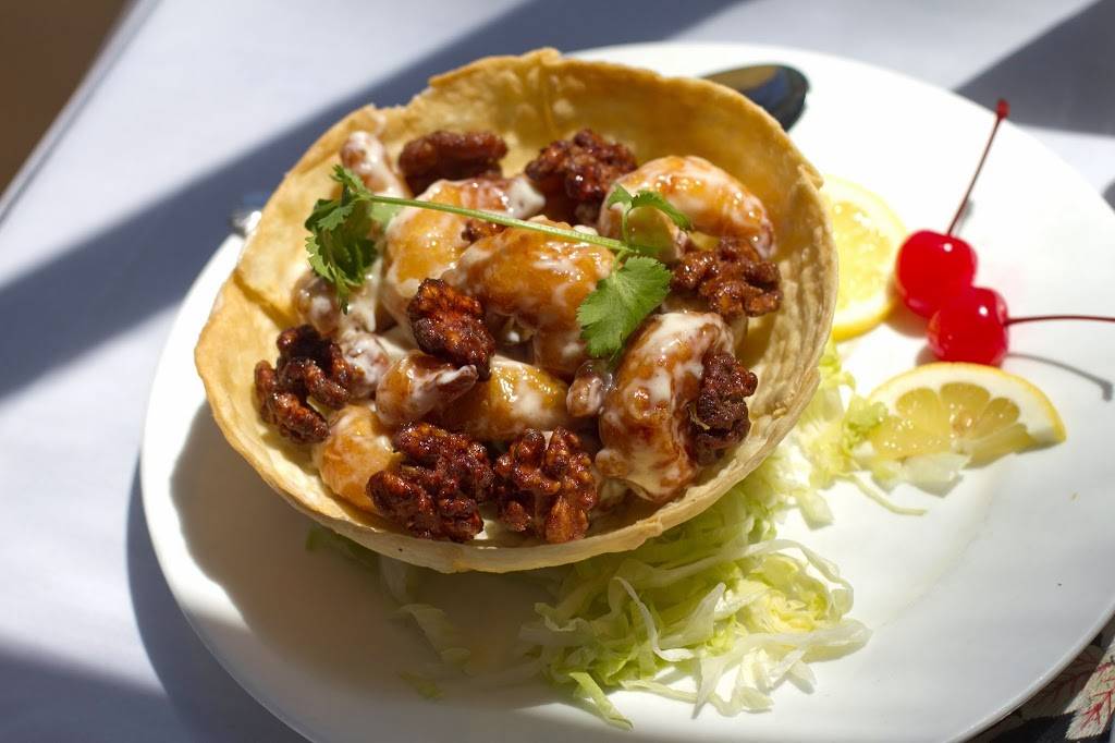 Erics Restaurant | restaurant | 1500 Church St, San Francisco, CA 94131, USA | 4152820919 OR +1 415-282-0919