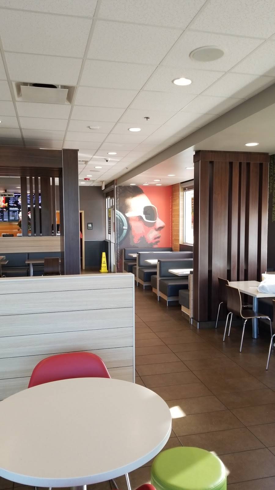 McDonalds | cafe | 7101 Winchester Rd, Memphis, TN 38125, USA | 9015900685 OR +1 901-590-0685