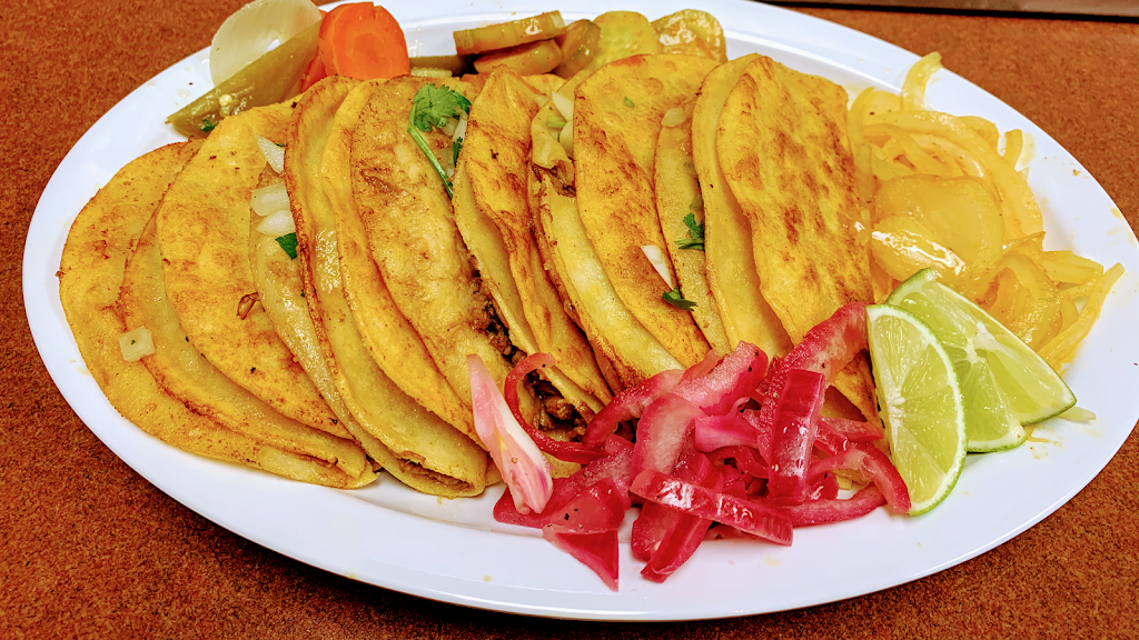 Tortas Ahogadas y tacos Atemajac | restaurant | 3700 NE 4th St Surveying Computer Lab, Renton, WA 98056, USA | 4254451406 OR +1 425-445-1406