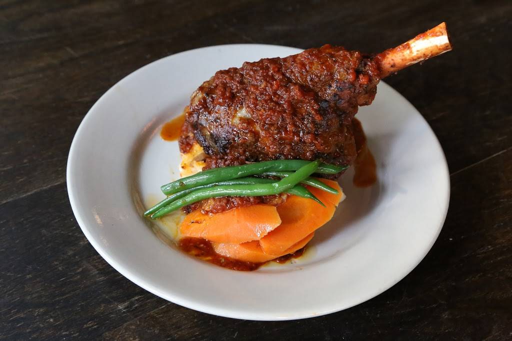 Old Bull Tavern | restaurant | 205 West St, Beaufort, SC 29902, USA | 8433792855 OR +1 843-379-2855