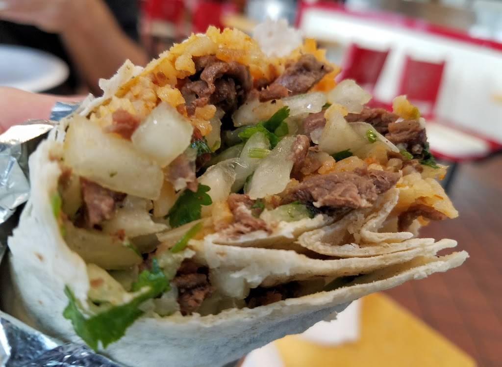 King Taco # 31 | restaurant | 9800 Sierra Ave, Fontana, CA 92335, USA | 9094270983 OR +1 909-427-0983