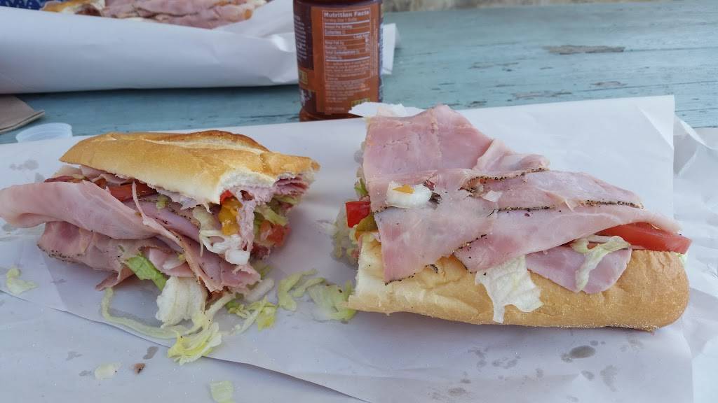 Little Hut Sandwich Shop | meal delivery | 650 E Chester Pike, Ridley Park, PA 19078, USA | 6105329679 OR +1 610-532-9679