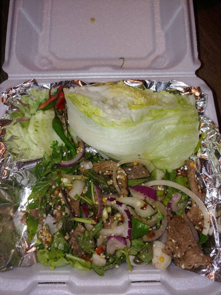 Som Tum Thai | restaurant | 3138 S Church St STE C, Murfreesboro, TN 37127, USA | 6156173410 OR +1 615-617-3410