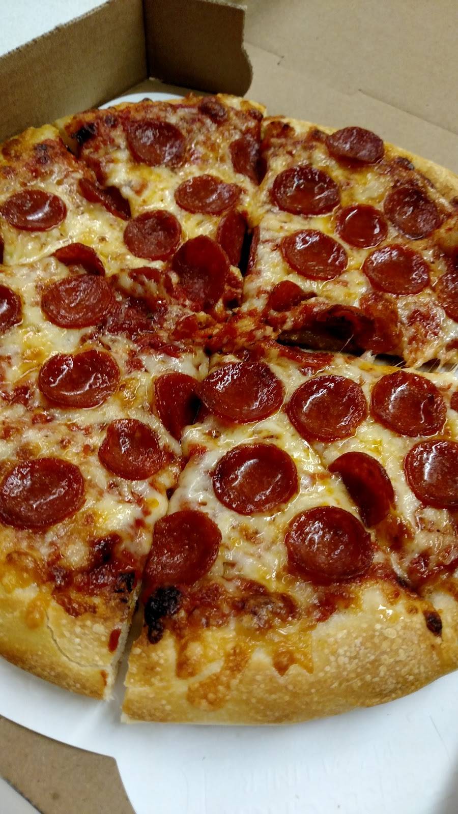 Georges Pizza | restaurant | 563 Center St, Auburn, ME 04210, USA | 2077827141 OR +1 207-782-7141