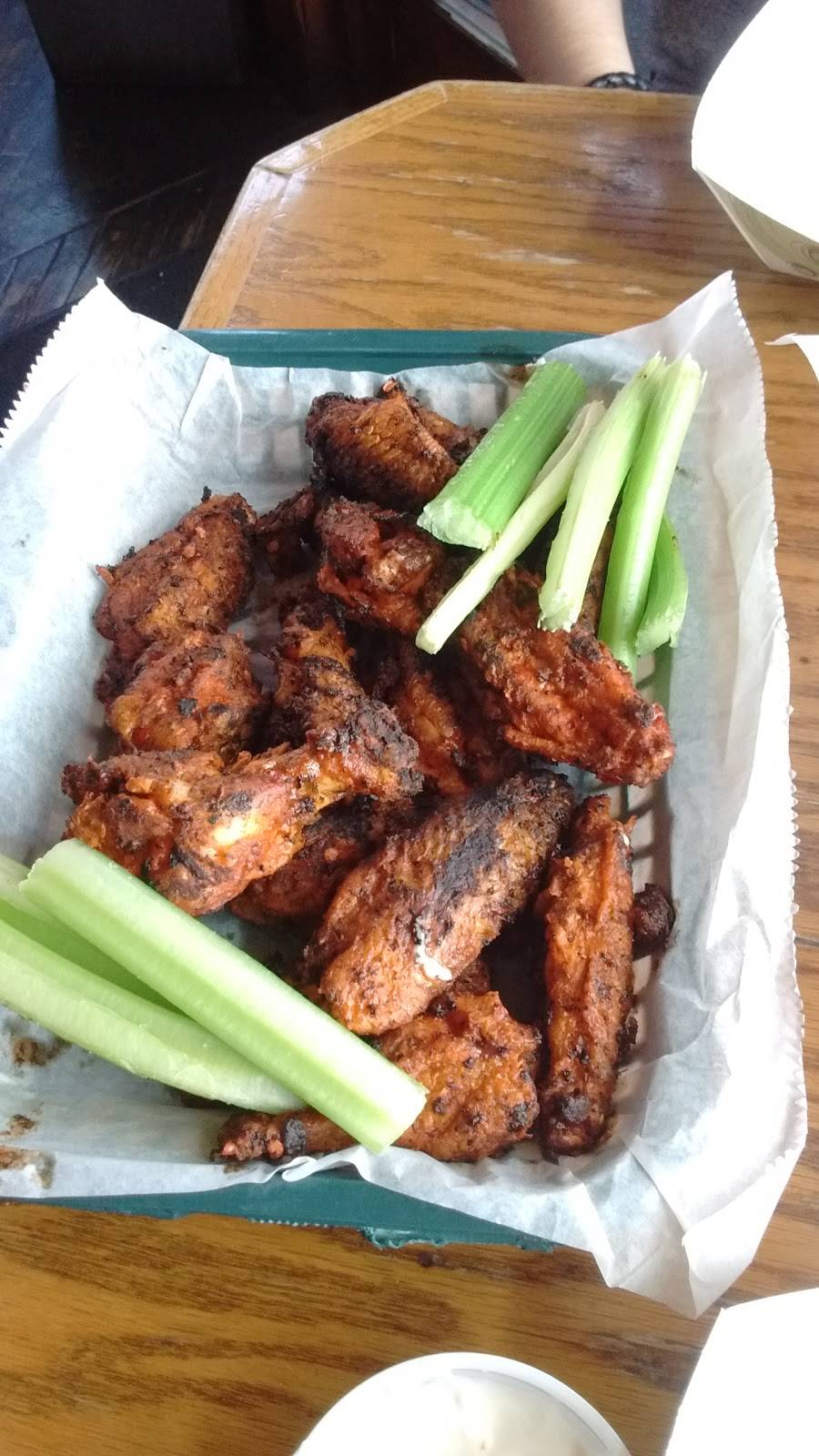 Points East Pub | restaurant | 1501 N Jackson St, Milwaukee, WI 53202, USA | 4142770122 OR +1 414-277-0122