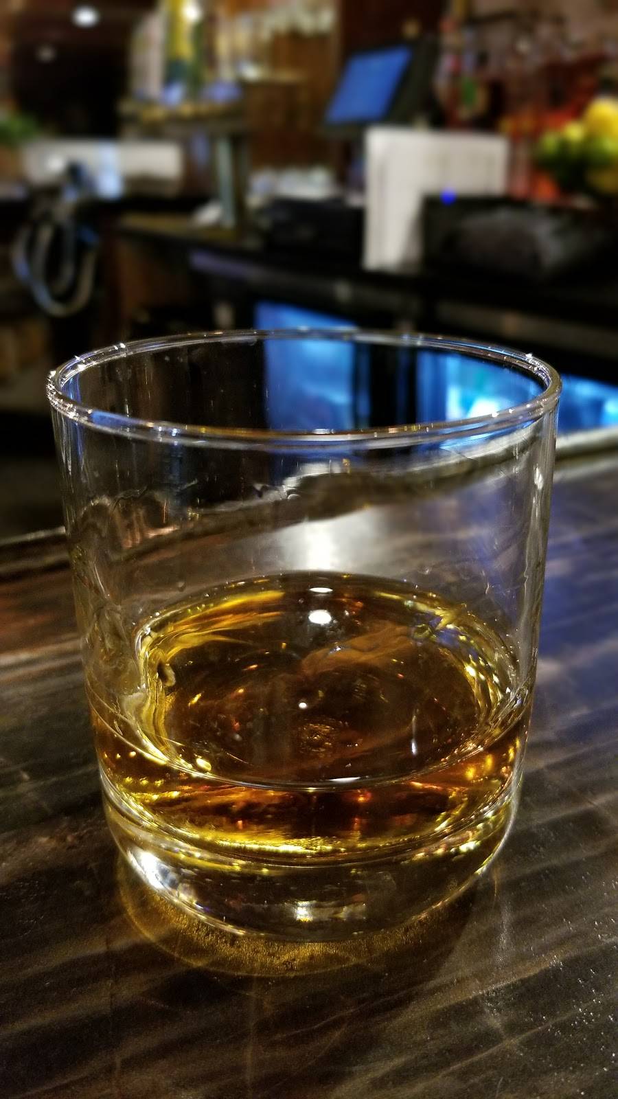 DeLuca’s Pizza Pub | restaurant | 3700 Massillon Rd Suite 220, Uniontown, OH 44685, USA | 2342940640 OR +1 234-294-0640