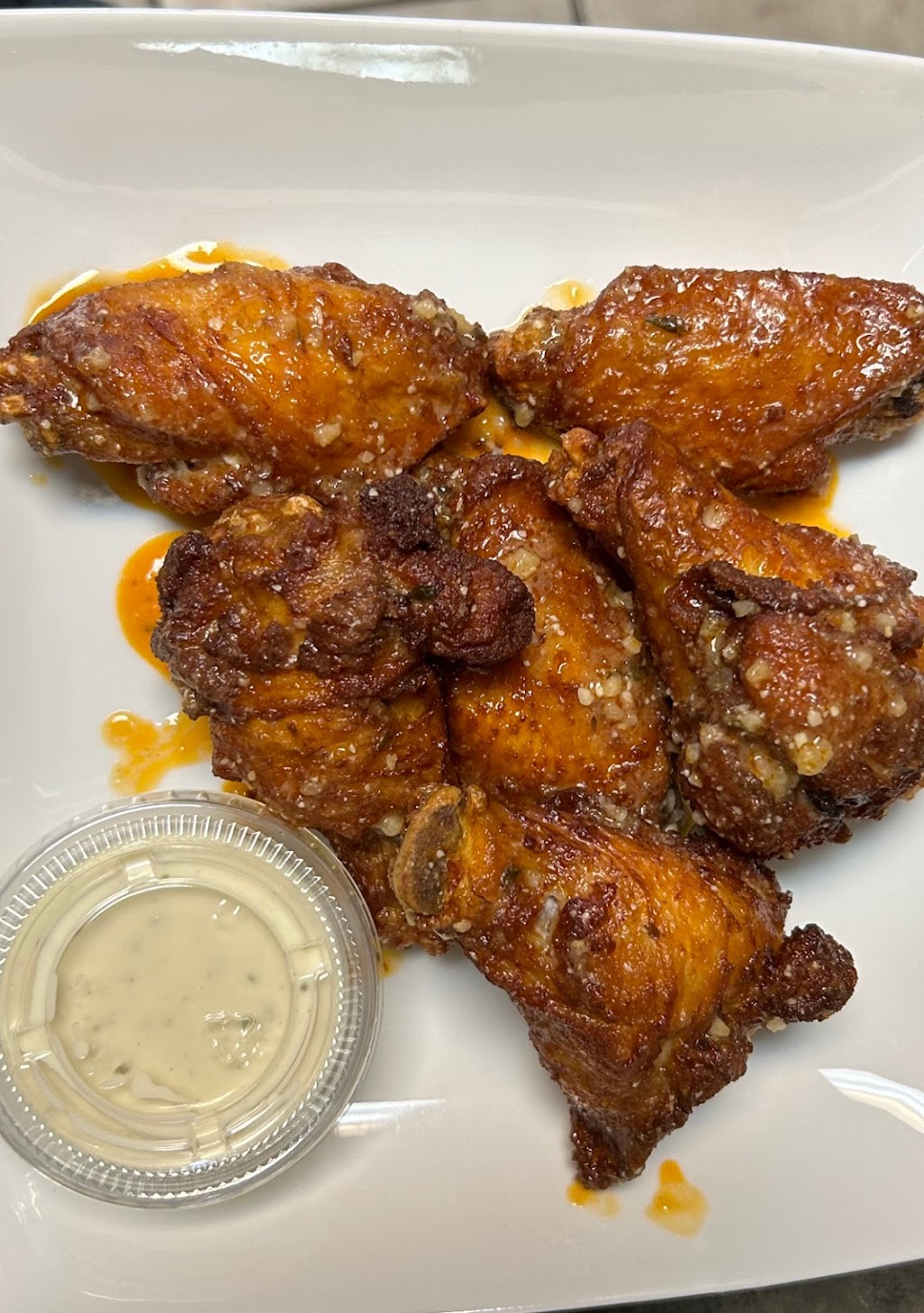 Nelsons Bar & Grill | restaurant | 3110 Whipple Ave NW #1, Canton, OH 44718, USA | 2342152965 OR +1 234-215-2965