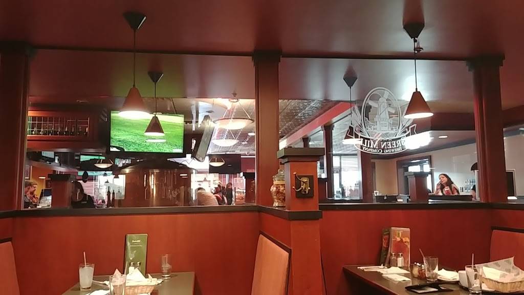 Green Mill Restaurant & Bar | restaurant | 1201 W 94th St, Bloomington, MN 55431, USA | 9528849898 OR +1 952-884-9898