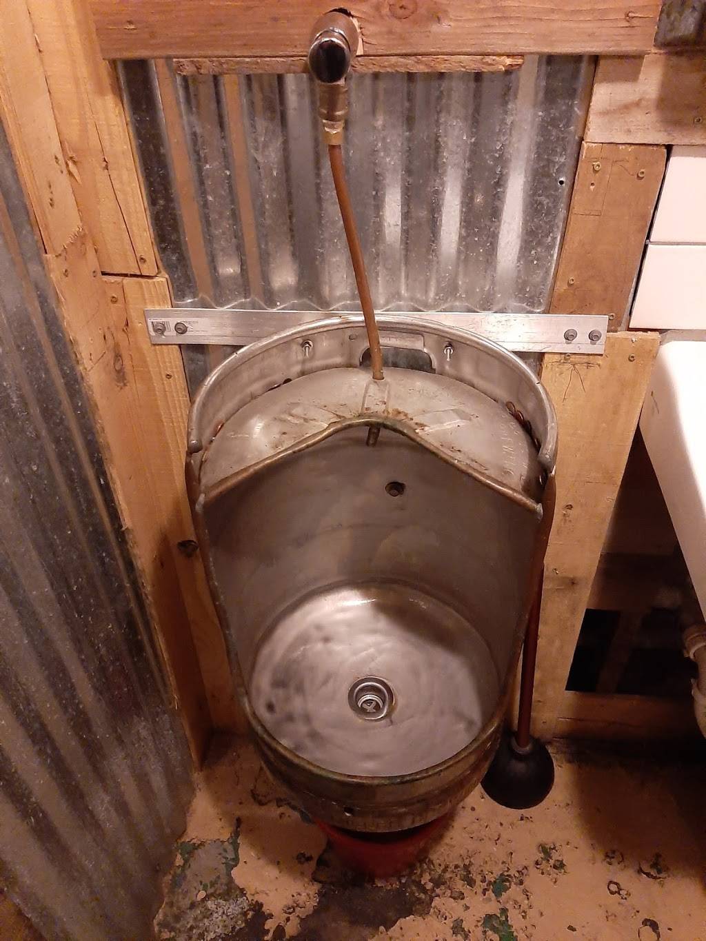 Bucksnort Pub | restaurant | 198 Main Ave, Morton, WA 98356, USA | 3604965355 OR +1 360-496-5355