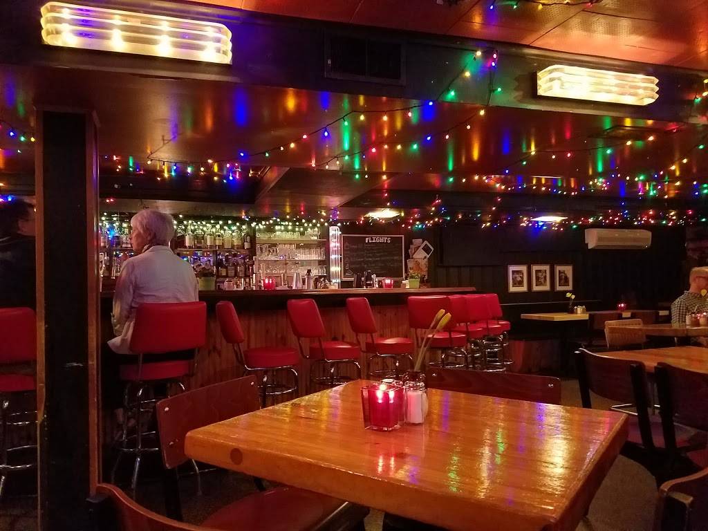 Greenbush Bar | restaurant | 914 Regent St, Madison, WI 53715, USA | 6082572874 OR +1 608-257-2874