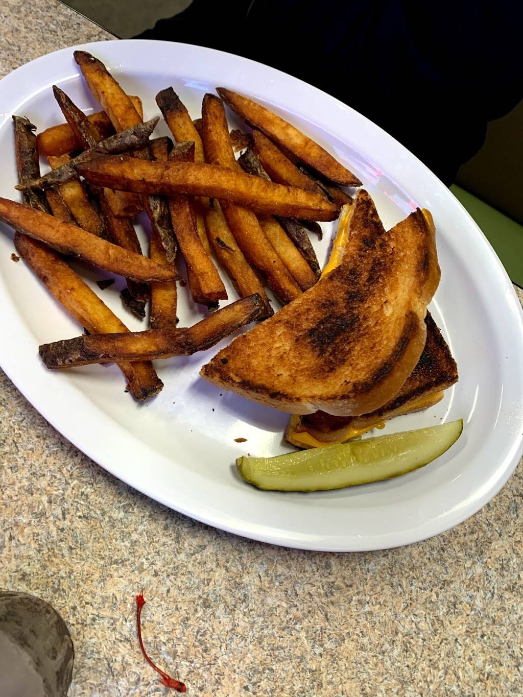 Rainbow Cafe | night club | 112 E Main St, Auburn, WA 98002, USA | 2538331880 OR +1 253-833-1880