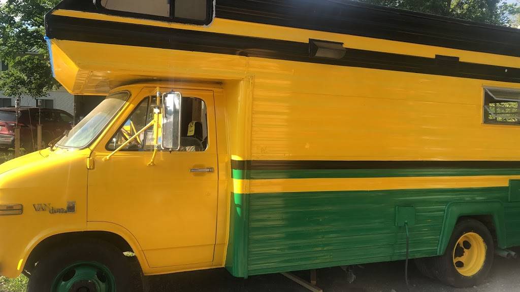 Island spice Jamaican food truck | restaurant | 610 Brook Rd, Wolcott, VT 05680, USA | 8029178775 OR +1 802-917-8775