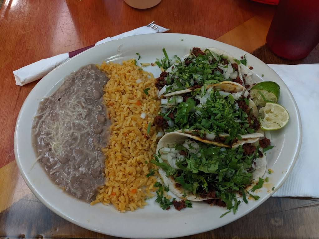 Cielito Lindo | restaurant | 733 S 2nd St, Milwaukee, WI 53204, USA | 4146490401 OR +1 414-649-0401