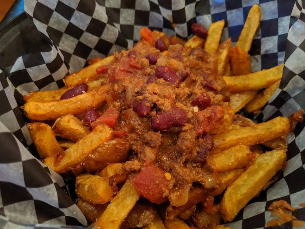 The Green Dragon Pub | restaurant | 1032 Kingston Rd, Toronto, ON M4E 1T5, Canada | 4166901782 OR +1 416-690-1782