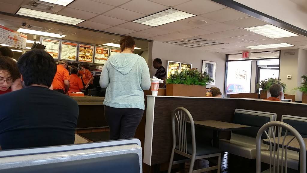 Whataburger | restaurant | 2801 W Anderson Ln, Austin, TX 78757, USA | 5124584451 OR +1 512-458-4451