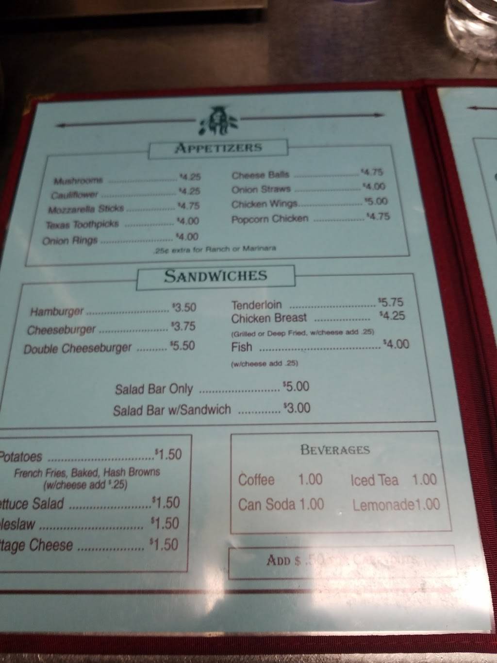 Kellys Place | restaurant | 222 W Main St, Tiskilwa, IL 61368, USA | 8156464773 OR +1 815-646-4773