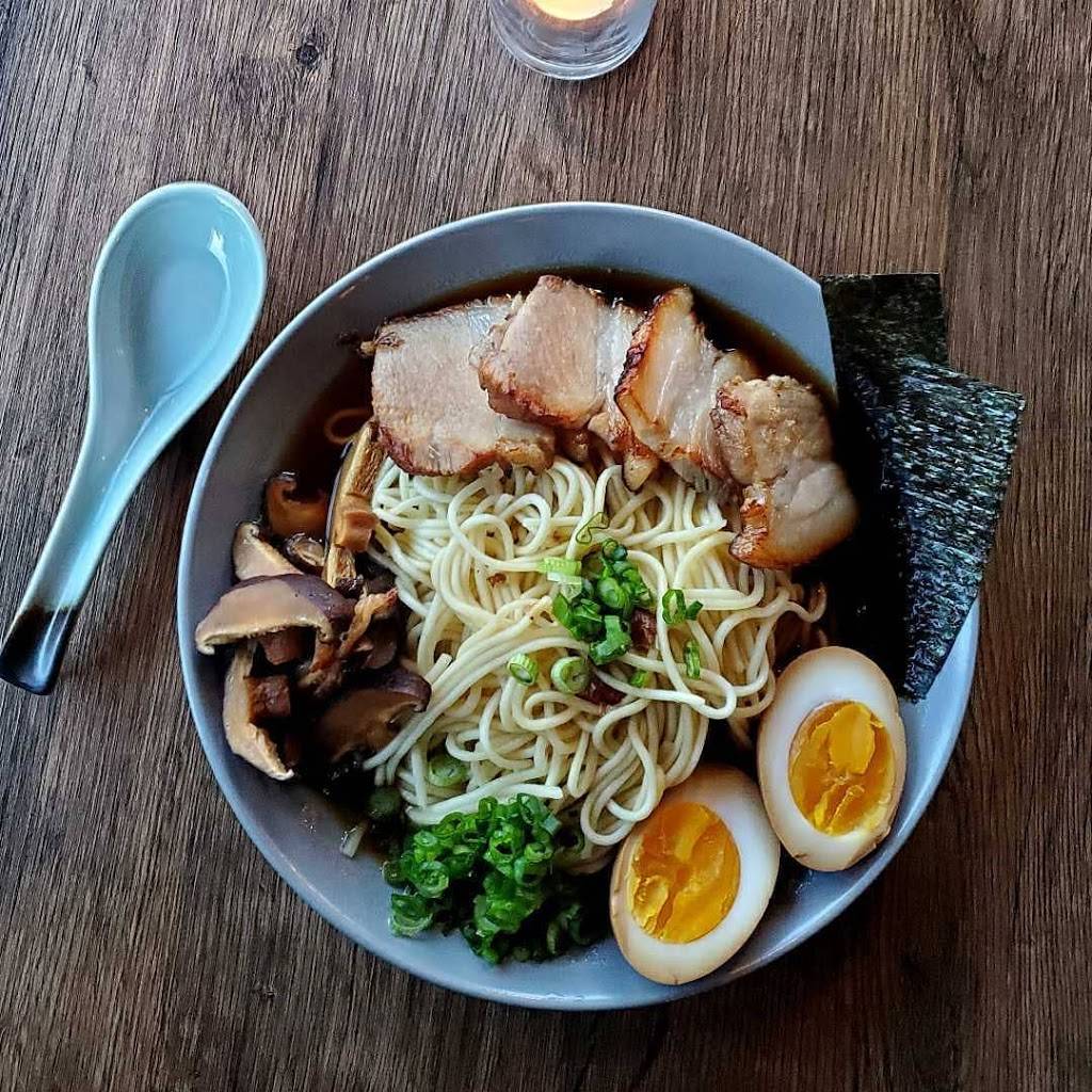 4th & Cherry | restaurant | 59 Washington St, Weymouth, MA 02188, USA | 7816604222 OR +1 781-660-4222