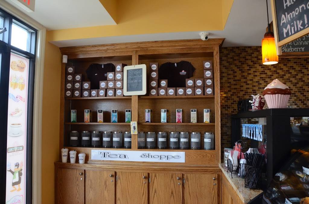 Muffins | bakery | 400 E Illinois St, Lemont, IL 60439, USA | 6302431786 OR +1 630-243-1786