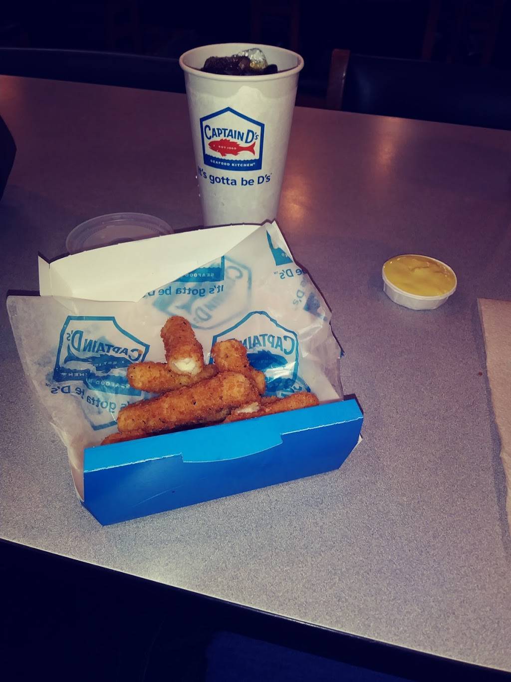 Captain Ds | restaurant | 6722 Maynardville Pike, Knoxville, TN 37918, USA | 8659222901 OR +1 865-922-2901