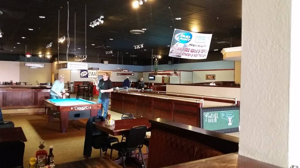 The Ball Room | restaurant | 112 E Cook St, Portage, WI 53901, USA | 6085661454 OR +1 608-566-1454