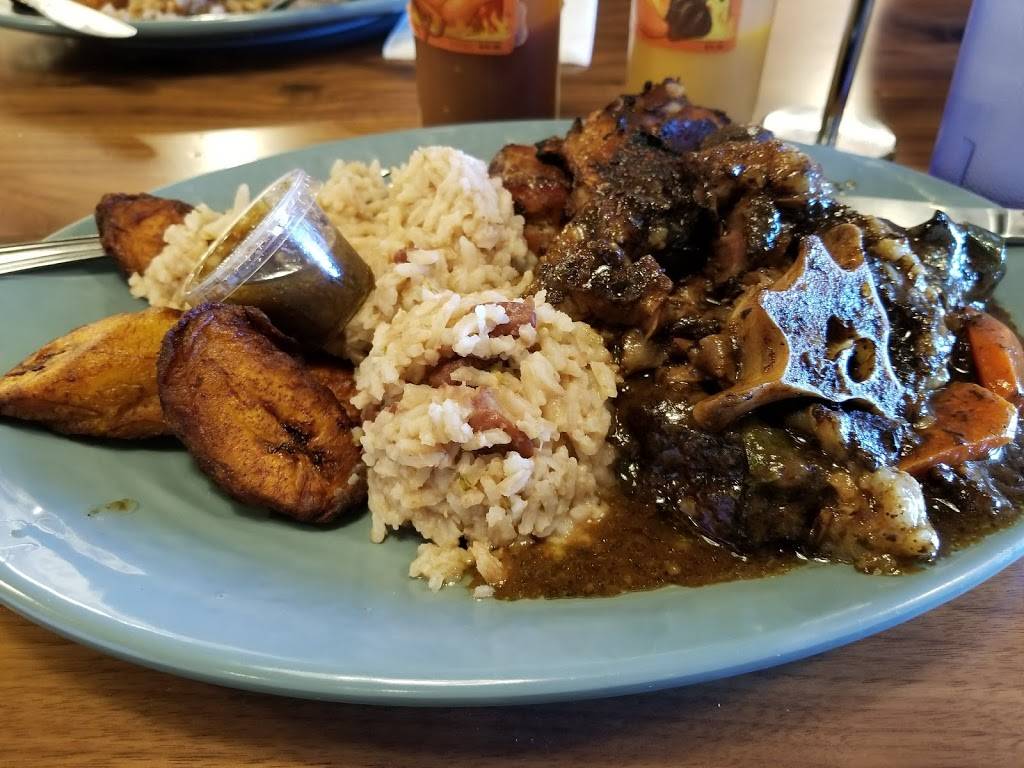 Back-A-Yard | restaurant | 1011 E Capitol Expy, San Jose, CA 95121, USA | 4089606330 OR +1 408-960-6330