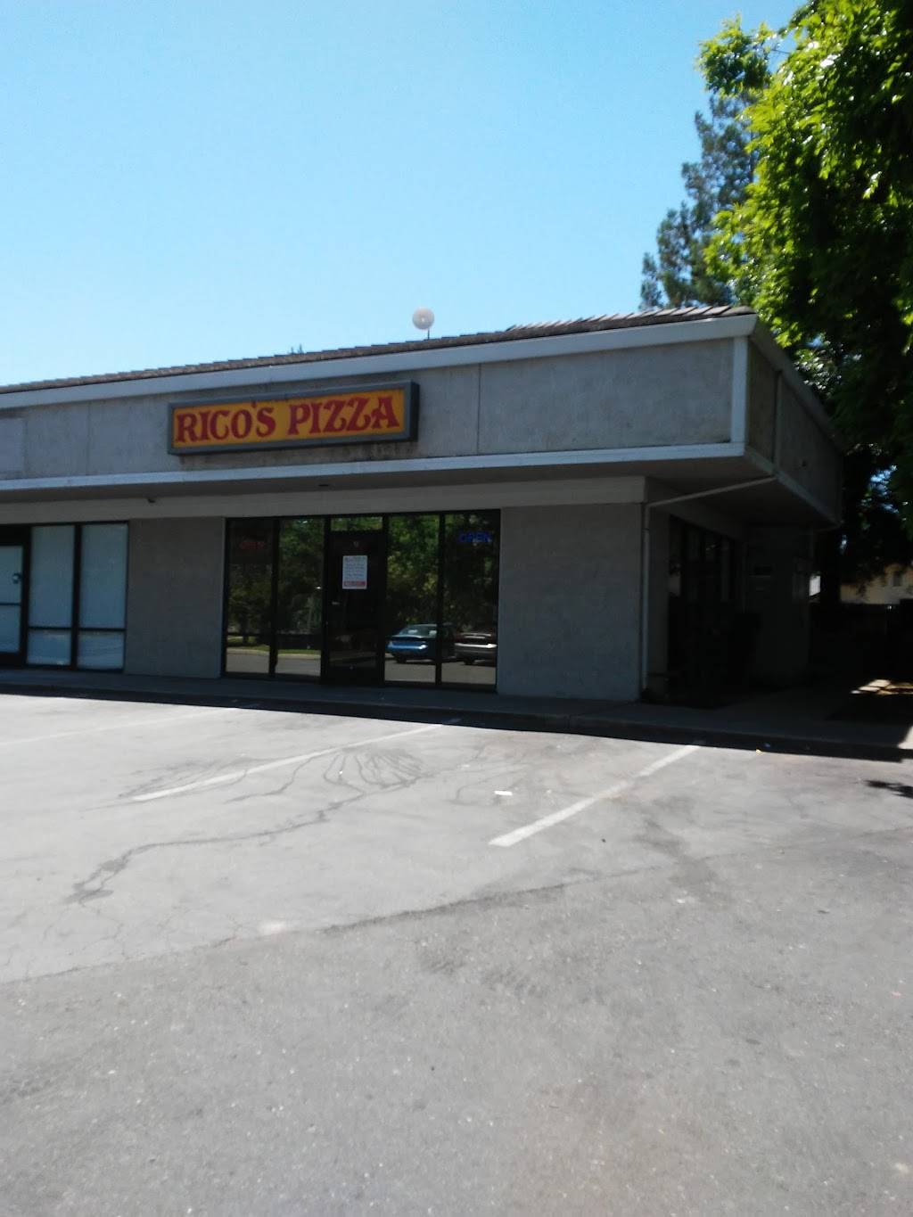 Ricos Pizza | restaurant | 1415 Garden Hwy, Yuba City, CA 95991, USA | 5308210188 OR +1 530-821-0188