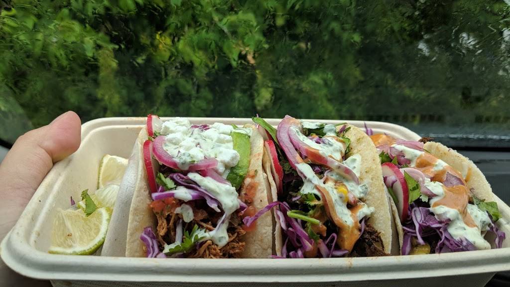 Crave Tacos | restaurant | 1610 Stittsville Main St, Stittsville, ON K2S 1B1, Canada | 6134822866 OR +1 613-482-2866