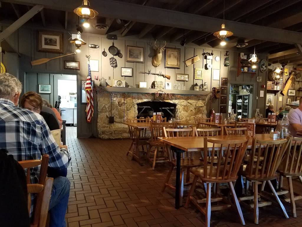 Cracker Barrel Old Country Store | restaurant | 4745 Helen Hauser Blvd, Titusville, FL 32780, USA | 3212689911 OR +1 321-268-9911