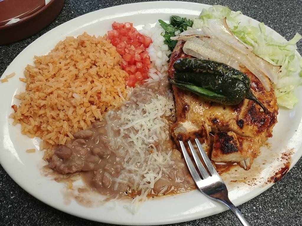 El Cerrito Mexican Restaurant | restaurant | 306 Sand Lake Road, Onalaska, WI 54650, USA | 6085199330 OR +1 608-519-9330