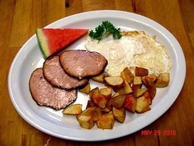 Evas Deli | restaurant | 680 Huronia Rd, Barrie, ON L4N 6C6, Canada | 7057397004 OR +1 705-739-7004