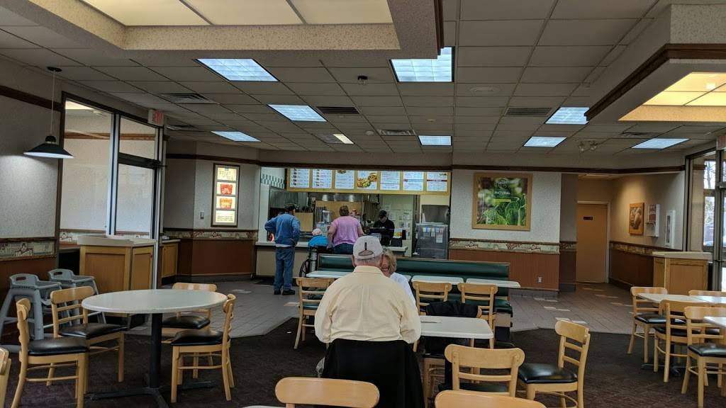 Wendys | restaurant | 205 US-1, Scarborough, ME 04074, USA | 2078832915 OR +1 207-883-2915