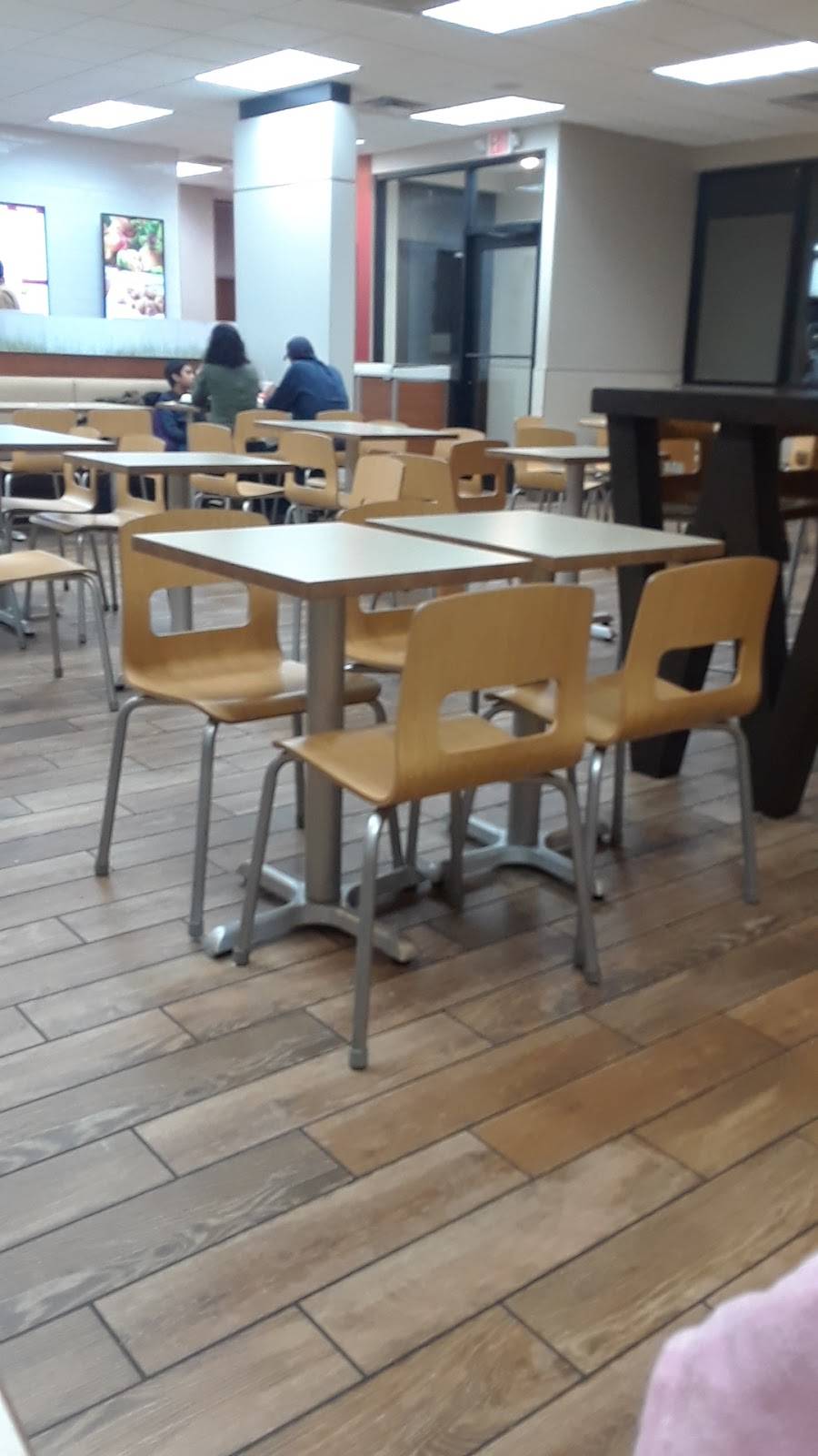 Wendys | restaurant | 416 Shallowford Rd, Gainesville, GA 30504, USA | 7707180880 OR +1 770-718-0880