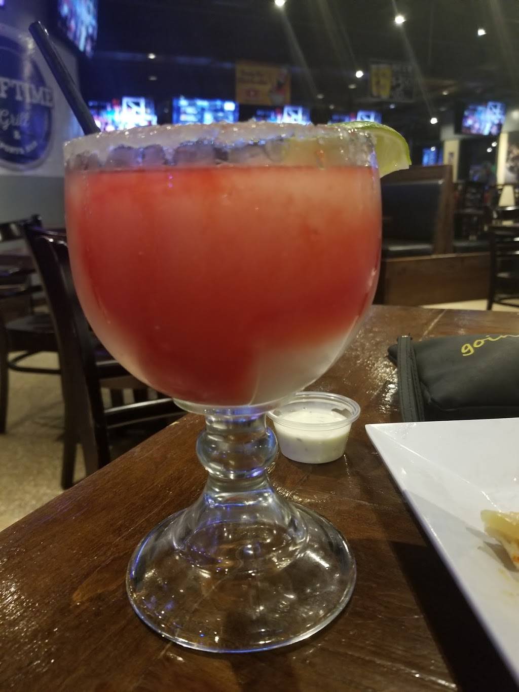 Halftime Grill & Sports Bar | restaurant | 2902 N Navarro St, Victoria, TX 77901, USA | 3618948764 OR +1 361-894-8764